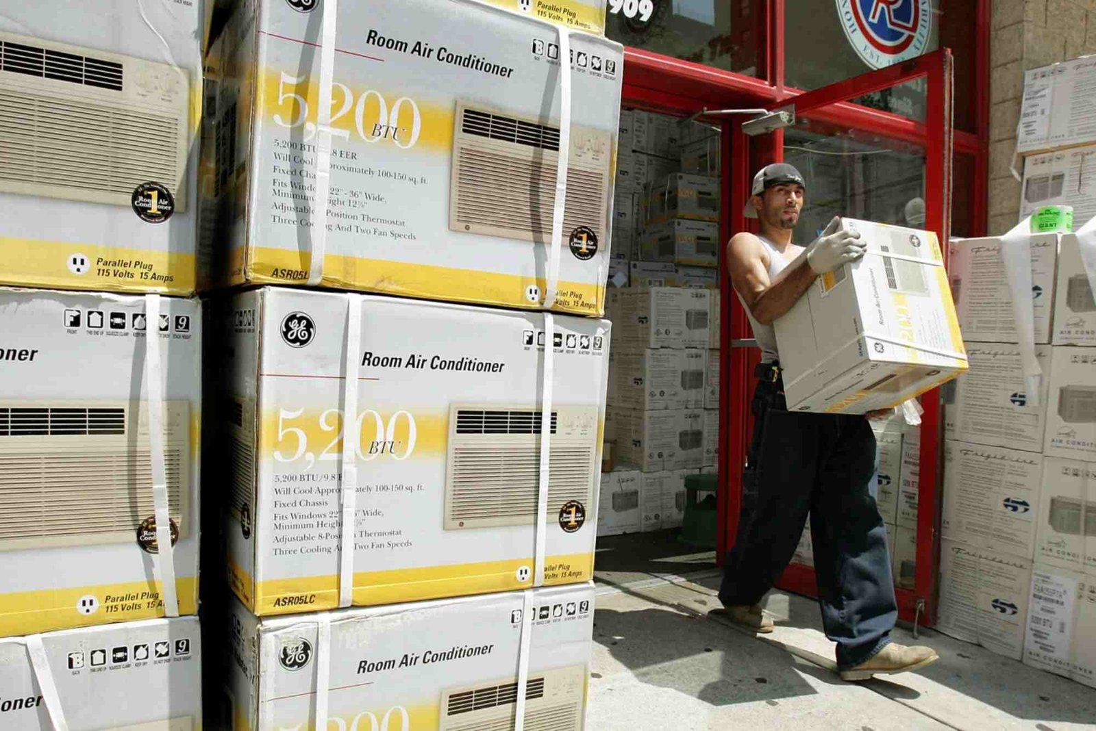 O General AC for warehouses UAE