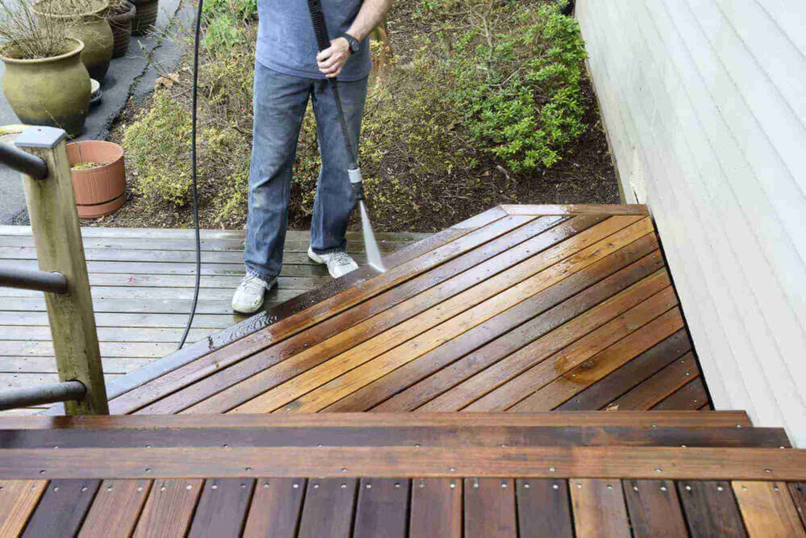 Wood Staining in Baton Rouge LA